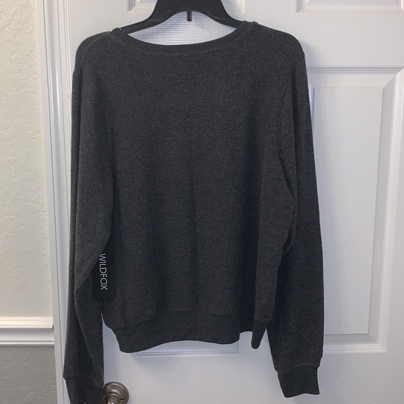 ✅✅WildFox Baggy Beach sweatshirt in clean black - Picture 6 of 7